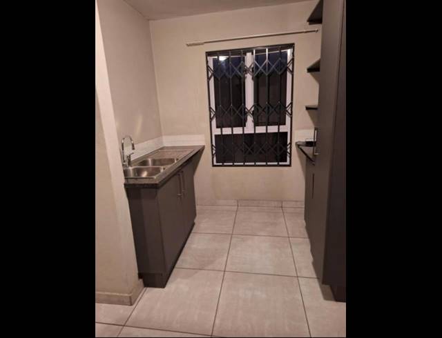2 BEDROOM PROPERTY TO RENT IN MALANSHOF